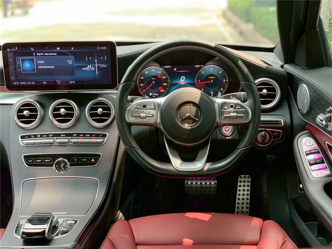 MERCEDES-BENZ