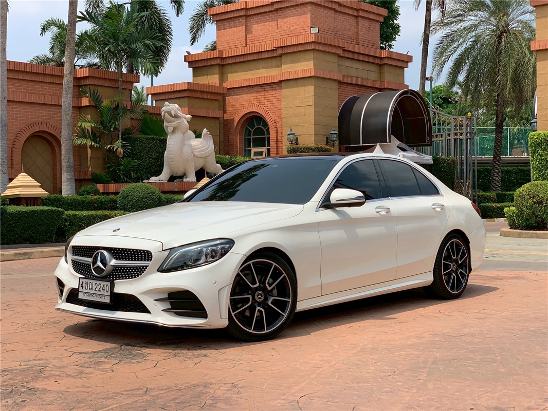 MERCEDES-BENZ